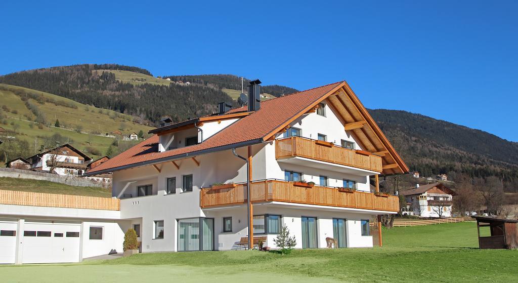Stiflerhof Apartman Falzes Kültér fotó